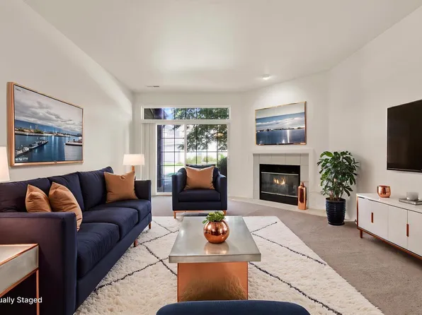 N15W26518 Tall Reeds LANE #C, Pewaukee, WI 53072