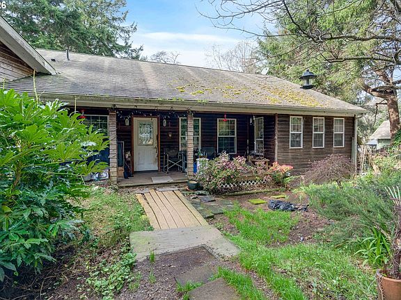 2nd image of 2785 NE Starr Creek Rd