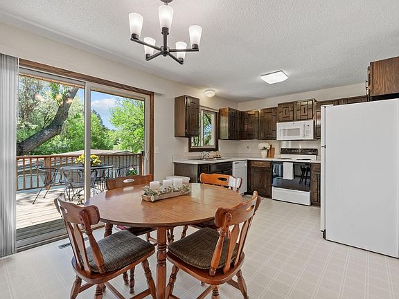 4th image of 6605 Chesshire Ln N