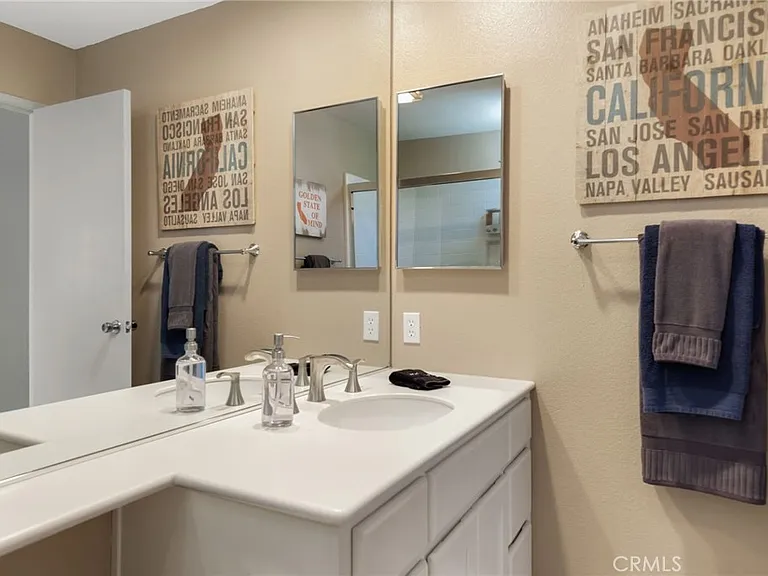 56980 Merion — Photo 32