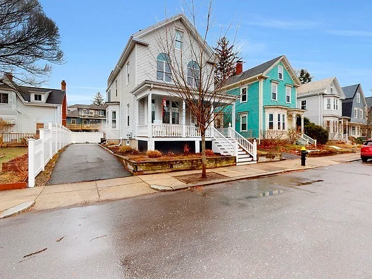 14 Holbrook St #1 — Photo 18
