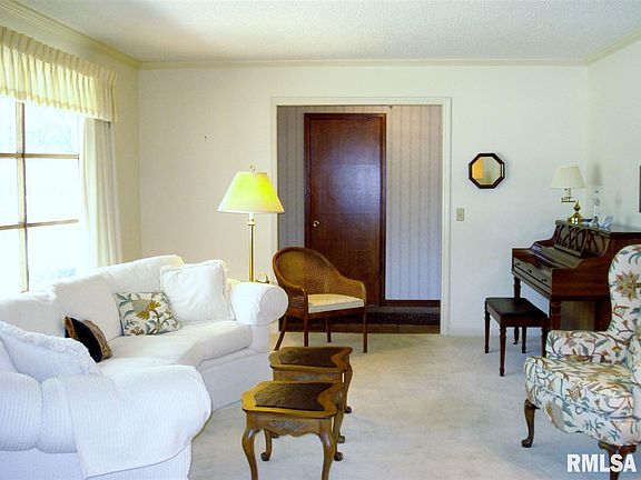 5th image of 10 Hackberry Cir