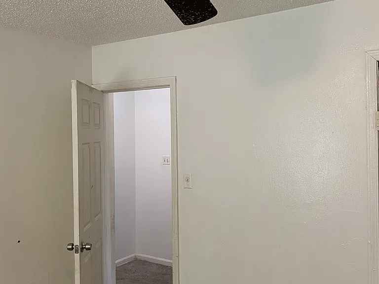 3049 Allison Ave — Photo 8
