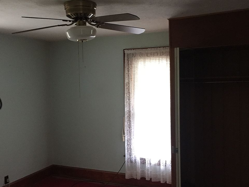 1st image of 2311 Oak St