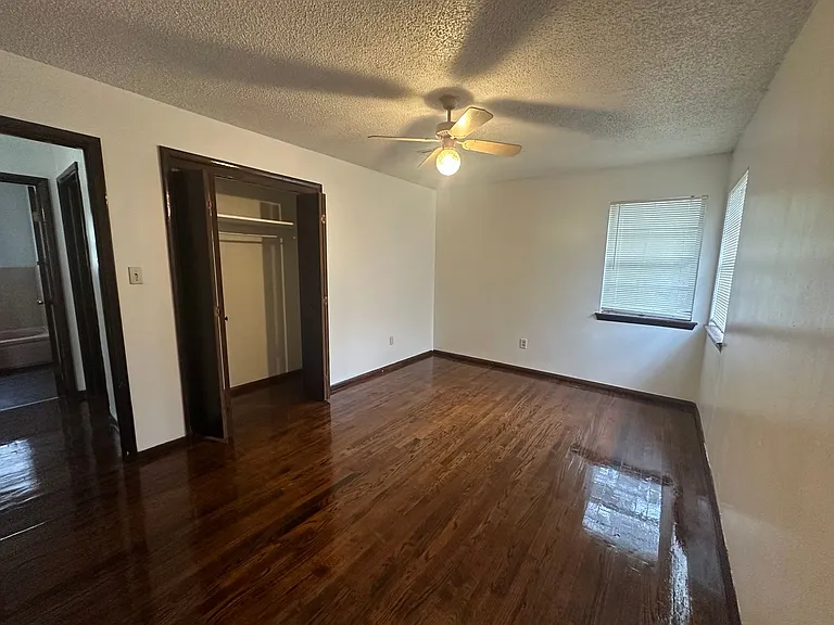 3300 S Post Rd — Photo 42