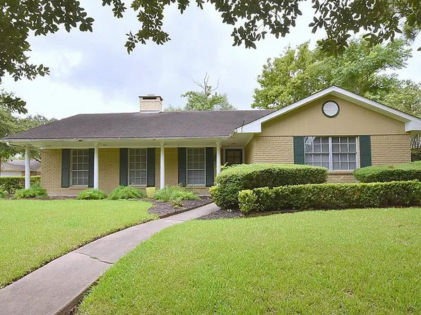 5103 Briarbend Dr, Houston, TX 77035