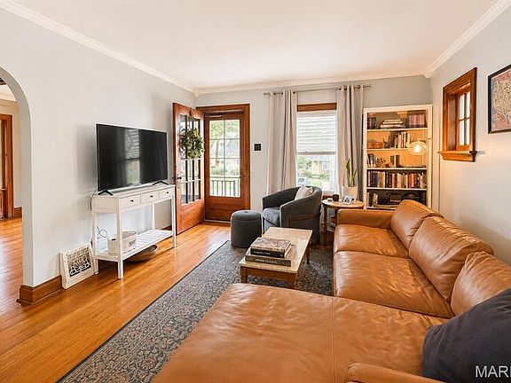 5th image of 1029 Jackson St