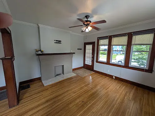 213-215 Dana Ave — Photo 9