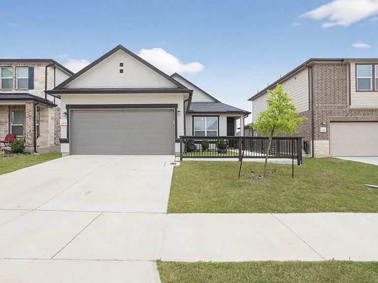 223 W Granite Shores Dr — Photo 1