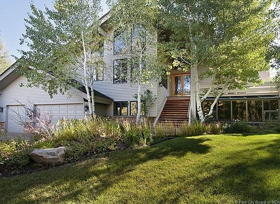 2nd image of 2810 Eladar Pl