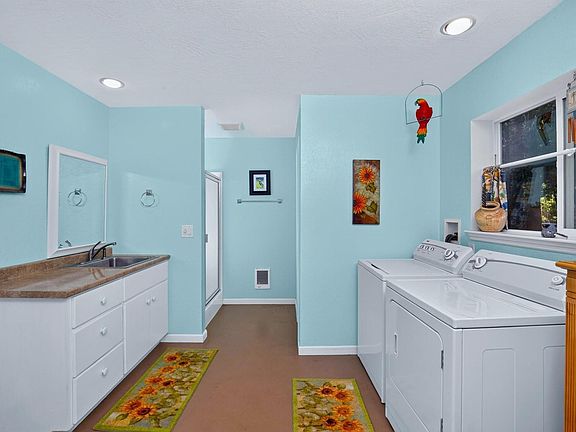 4th image of 113 Tanager Ln