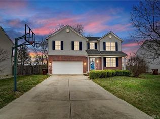8 Hawkins Ct, Germantown, OH 45327