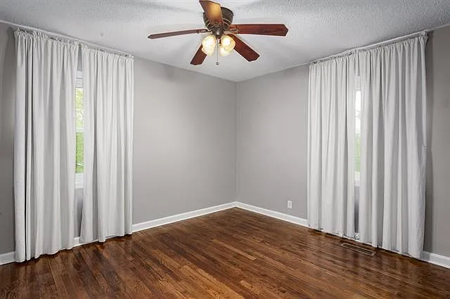 1813 Tune Ave — Photo 14