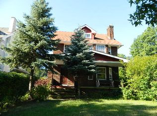 934 Brunswick Rd, Cleveland Heights, OH 44112