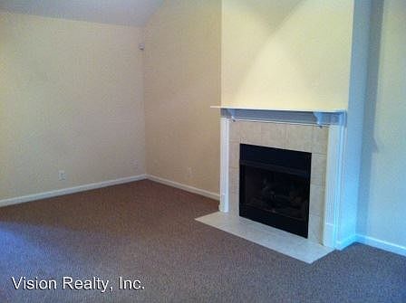 2nd image of 829 Leigh Ann Dr