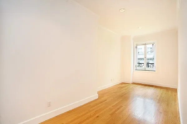 Rented by Corcoran | media 48