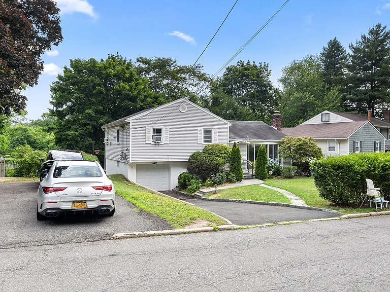 21 Joyce Rd — Photo 27