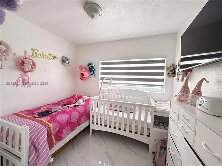 11950 SW 187th Ter #0 — Photo 5