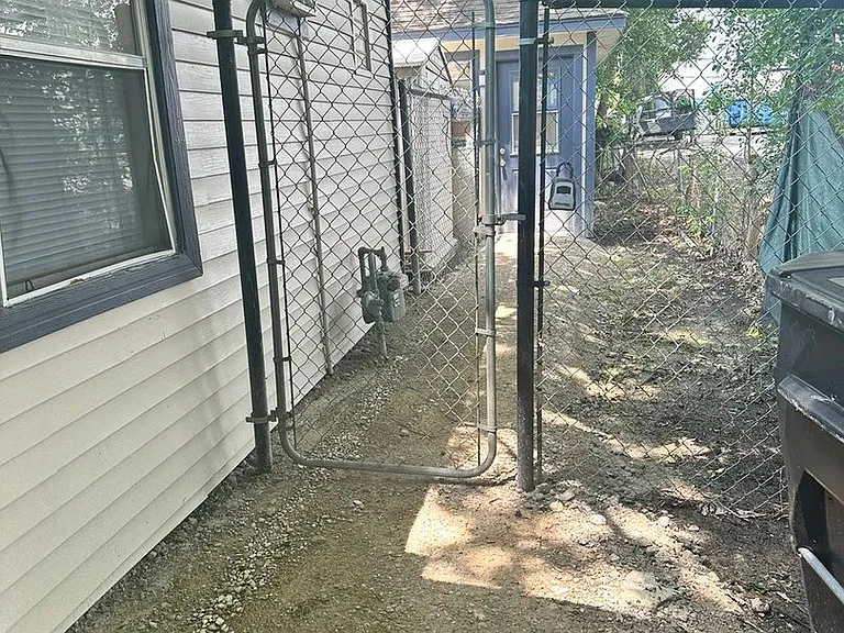 2117 Thonig Rd — Photo 6