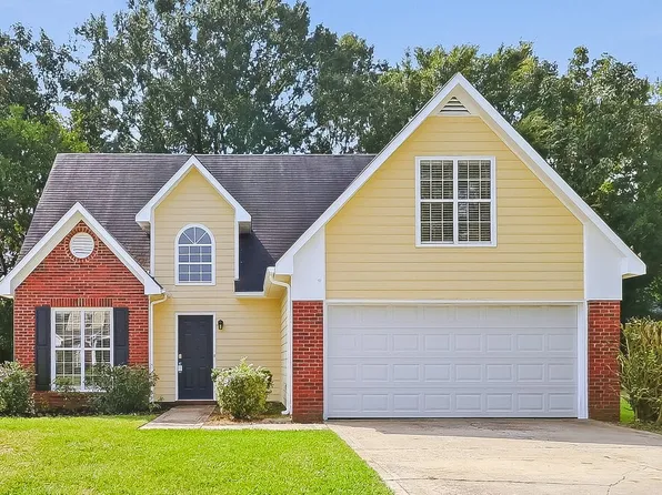 4613 Falcon Chase Dr SW, Concord, NC 28027