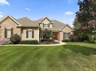 1240 Four Winds Way, Hartland, WI 53029