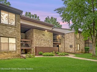 161 Cross Slope Ct UNIT J, Manalapan, NJ
