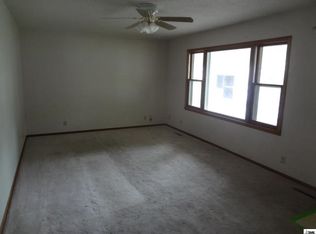 117 S Sylvan St, Emporia, KS 66801