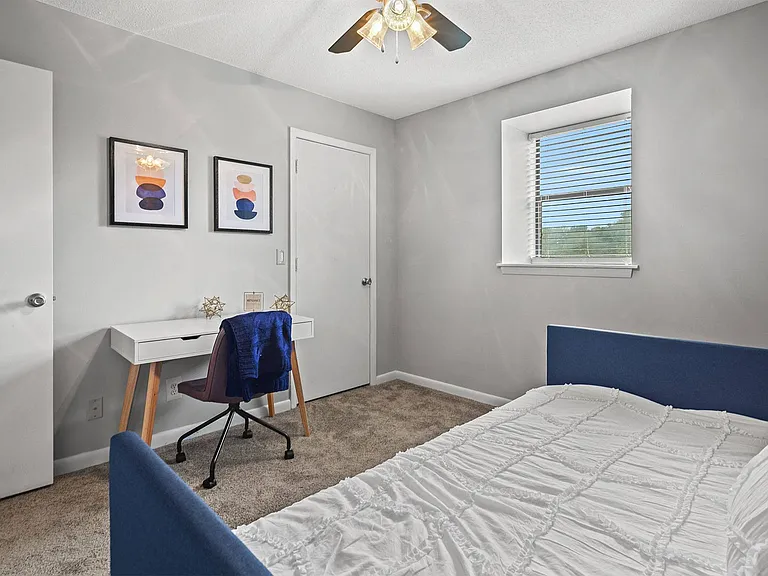 Cross Creek Cove — Photo 14