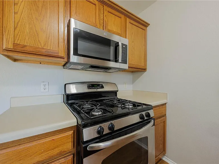 2905 Rainy River Dr — Photo 15