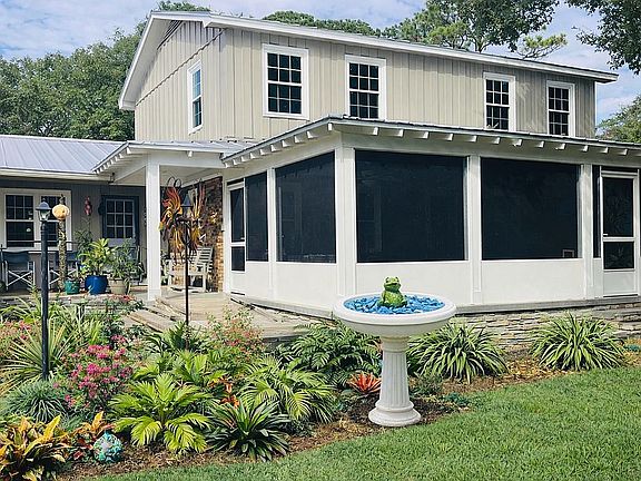 5th image of 1002 Gulf Ave