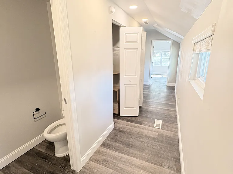 507 E Church St — Photo 18
