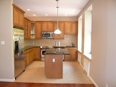 1st image of 65 W 70th St APT 2S