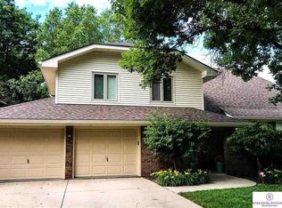 15021 Martha Cir, Omaha, NE 68144