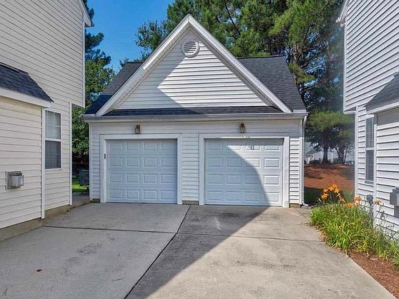 2nd image of 3008 White Cloud Cir
