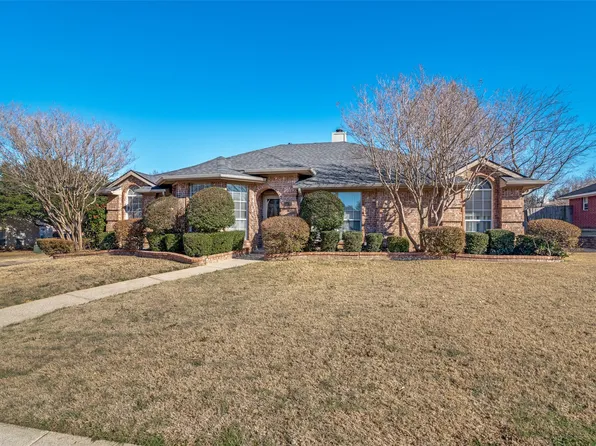 2400 Buck Dr, Mesquite, TX 75181