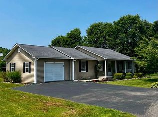 817 Cherrywood Ln, Grayson, KY 41143