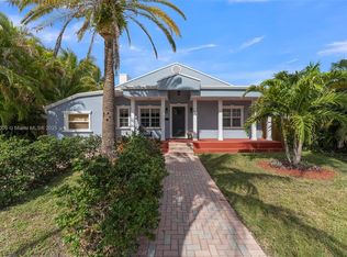 1605 Dewey St, Hollywood, FL 33020