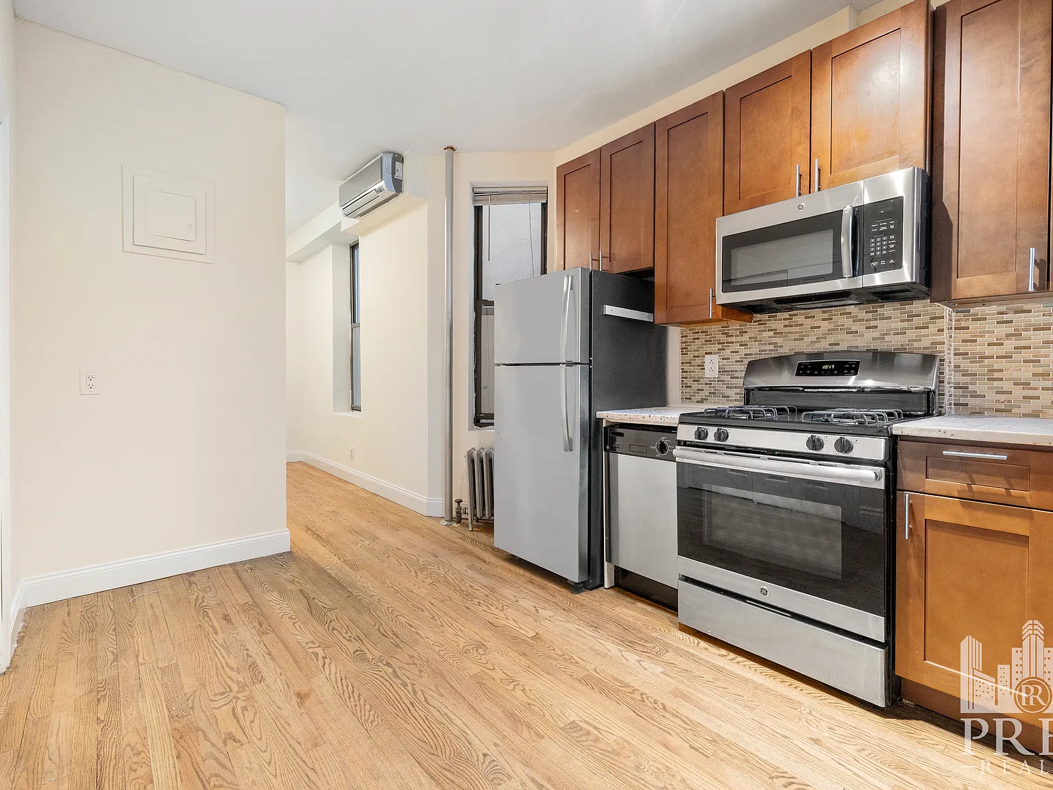 227 East 81st Street — Photo 3