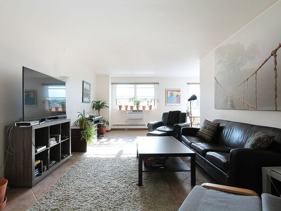 1st image of 191 Willoughby St APT 15M