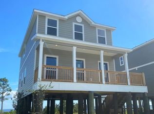 144 Carriage Rd, Panama City, FL 32404