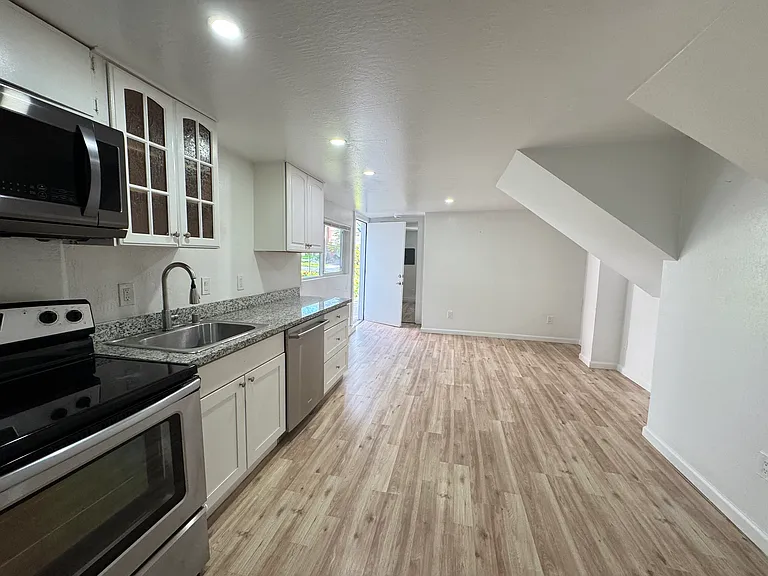 535 Central Ave #2 — Photo 2
