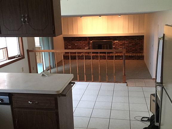 2nd image of 9601 Applewood Dr