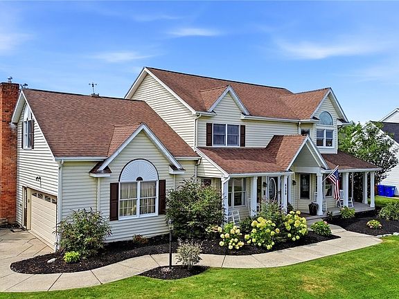 2nd image of 6280 Crosswinds Ct