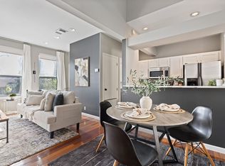 611 E 45th St APT 25, Austin, TX 78751