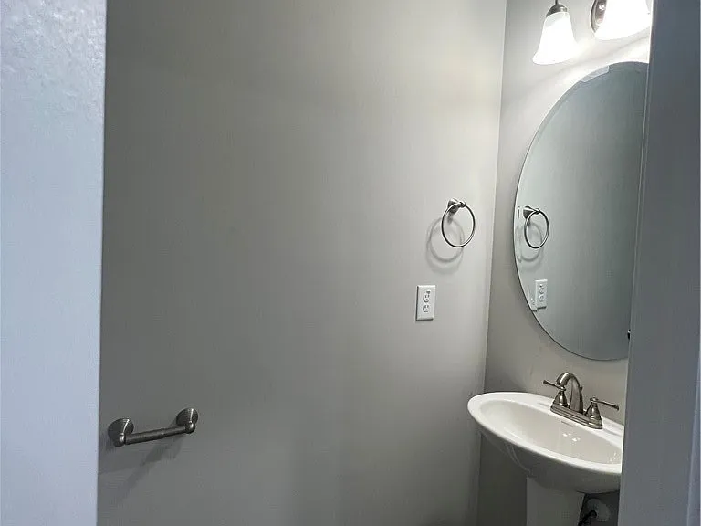 1219 Morgan St — Photo 24