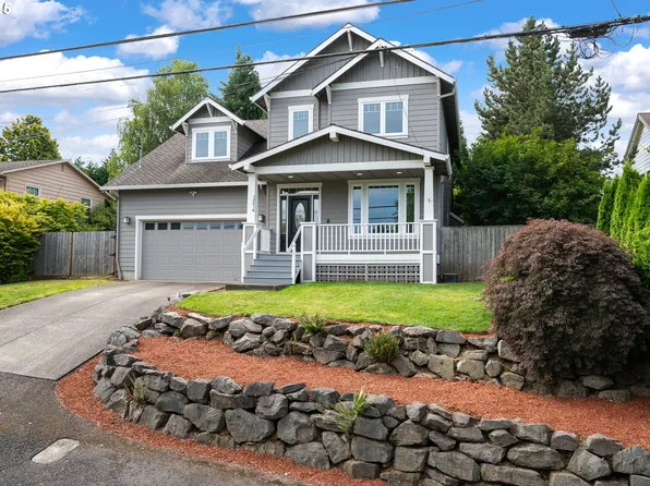 13316 SE Lucille St, Happy Valley, OR 97086