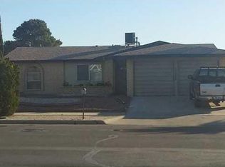 11060 Sam Snead Dr, El Paso, TX 79936