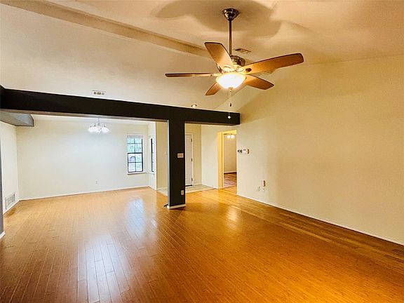 4th image of 13007 Amarillo Ave