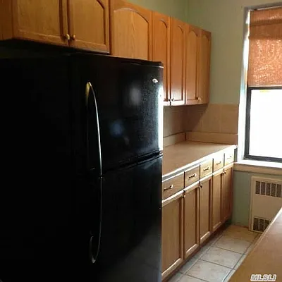 Sold by Realmart Realty LLC | media 3