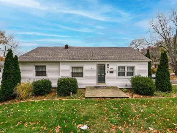 2954 Morrison St, Akron, OH 44312